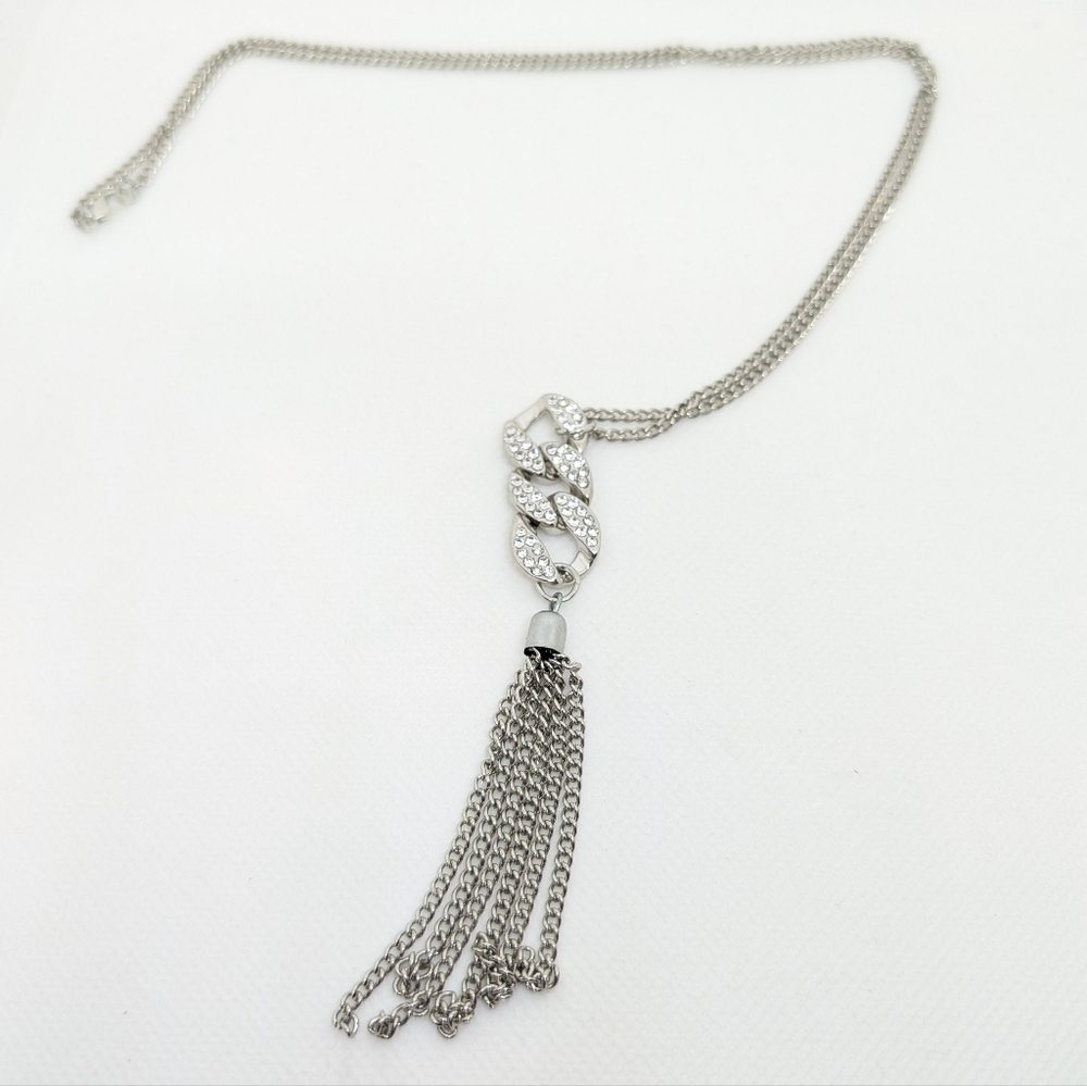 NWOT Silver Tassel Link Necklace